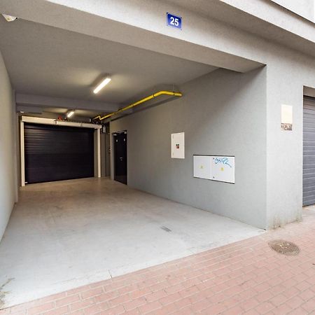 Brand New Studio Apartment #31 In Brand New Building With Free Parking In The Center Prag Exterior foto