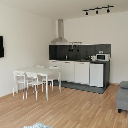 Brand New Studio Apartment #31 In Brand New Building With Free Parking In The Center Prag Exterior foto