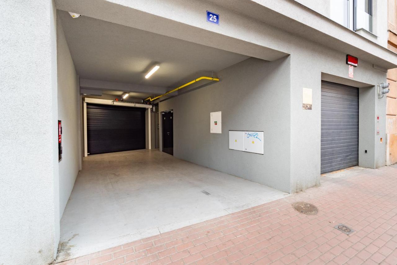 Brand New Studio Apartment #31 In Brand New Building With Free Parking In The Center Prag Exterior foto